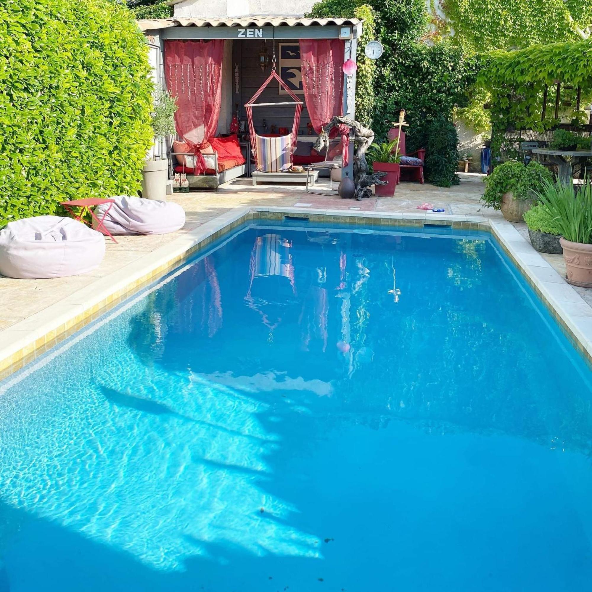 Le Mazet Des Beaujots Hotel Monteux Exterior foto