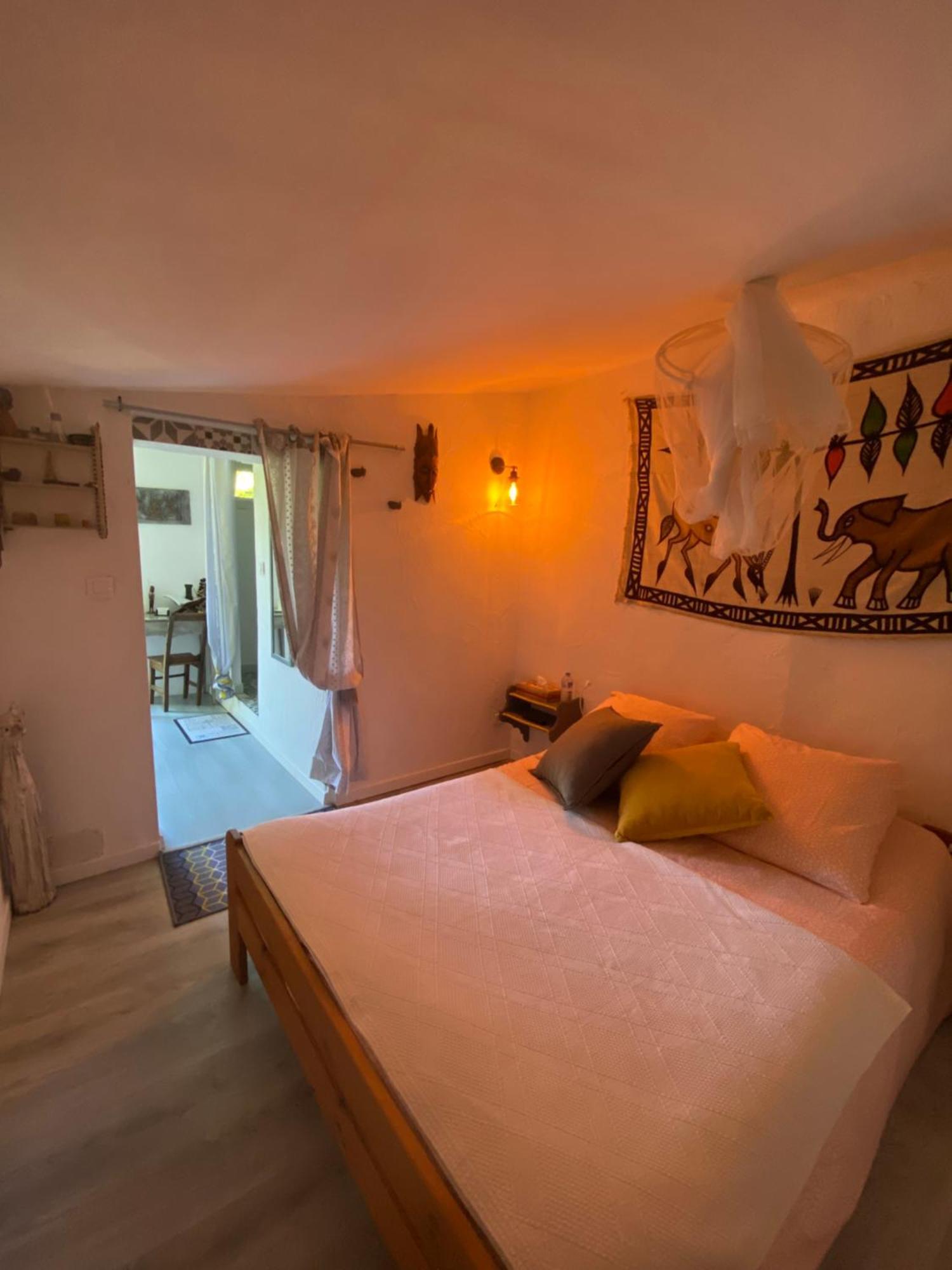 Le Mazet Des Beaujots Hotel Monteux Exterior foto